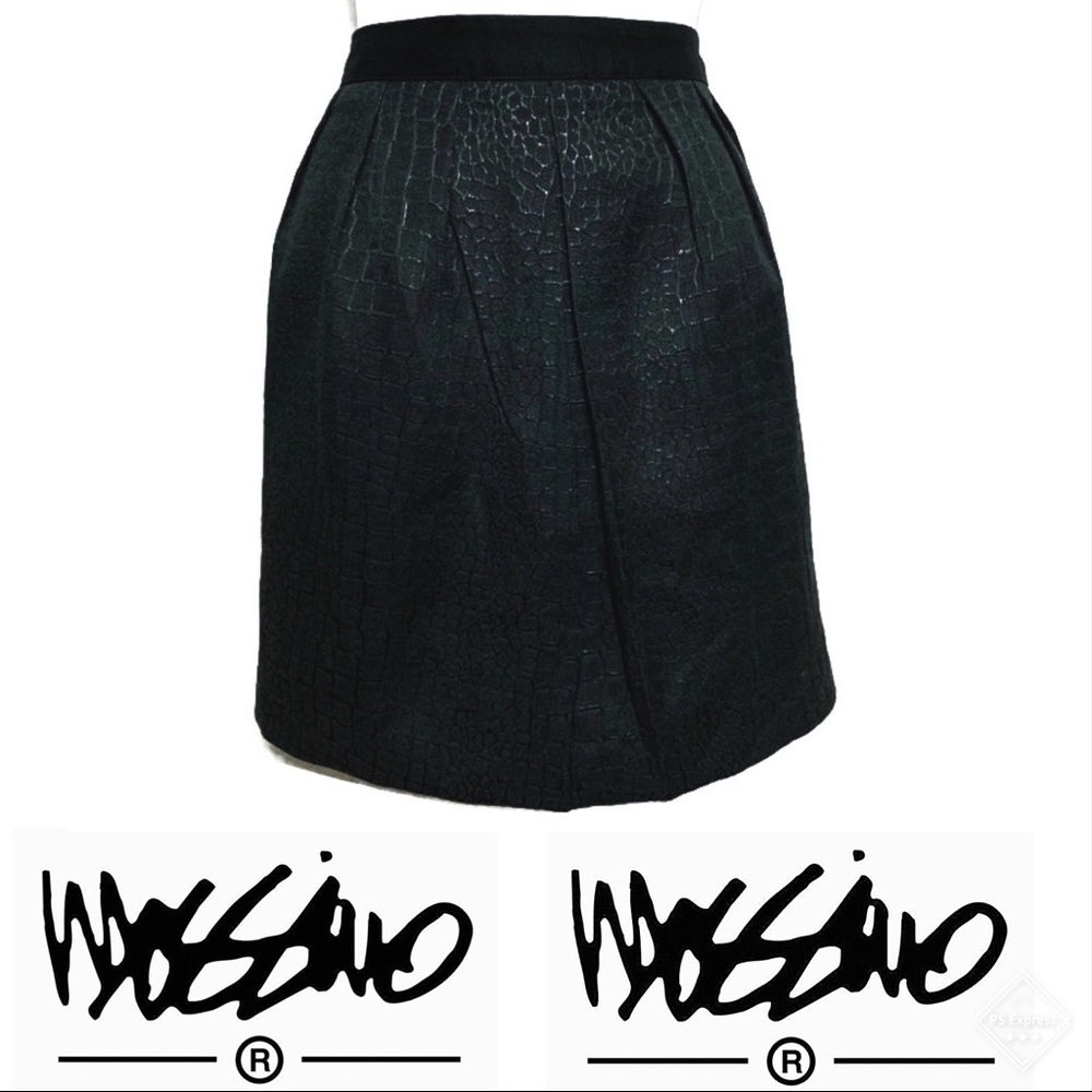 NWT Mossimo Quilted Pleated Lined Skater Skirt Lrg